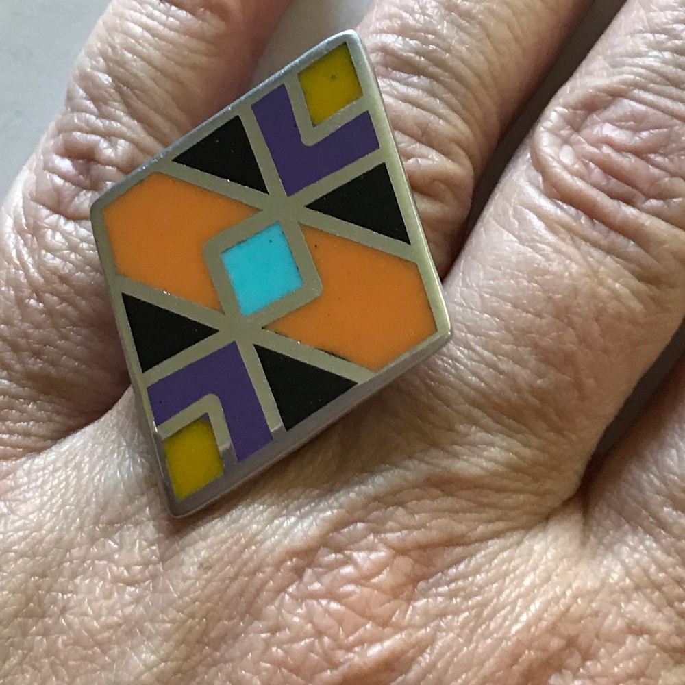 💙🧡 Geometric Inlay Ring 💛💜 - Picture 5 of 8